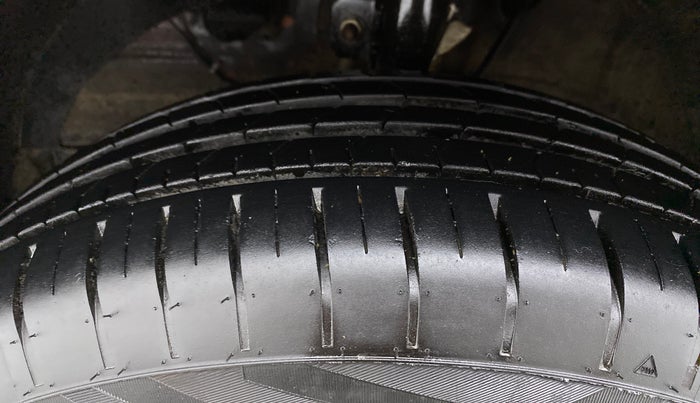 2022 Maruti Baleno DELTA PETROL 1.2, Petrol, Manual, 20,625 km, Left Front Tyre Tread