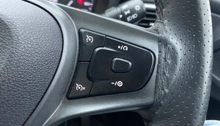 2022 Tata PUNCH ACCOMPLISHED DAZZLE PACK MT, Petrol, Manual, 8,575 km, Adaptive Cruise Control