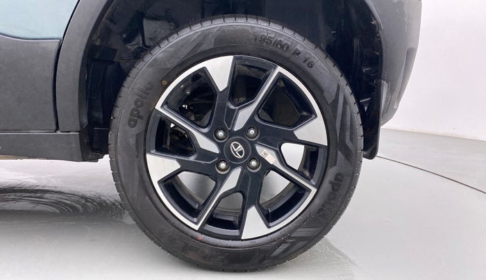 2022 Tata PUNCH ACCOMPLISHED DAZZLE PACK MT, Petrol, Manual, 8,575 km, Left Rear Wheel