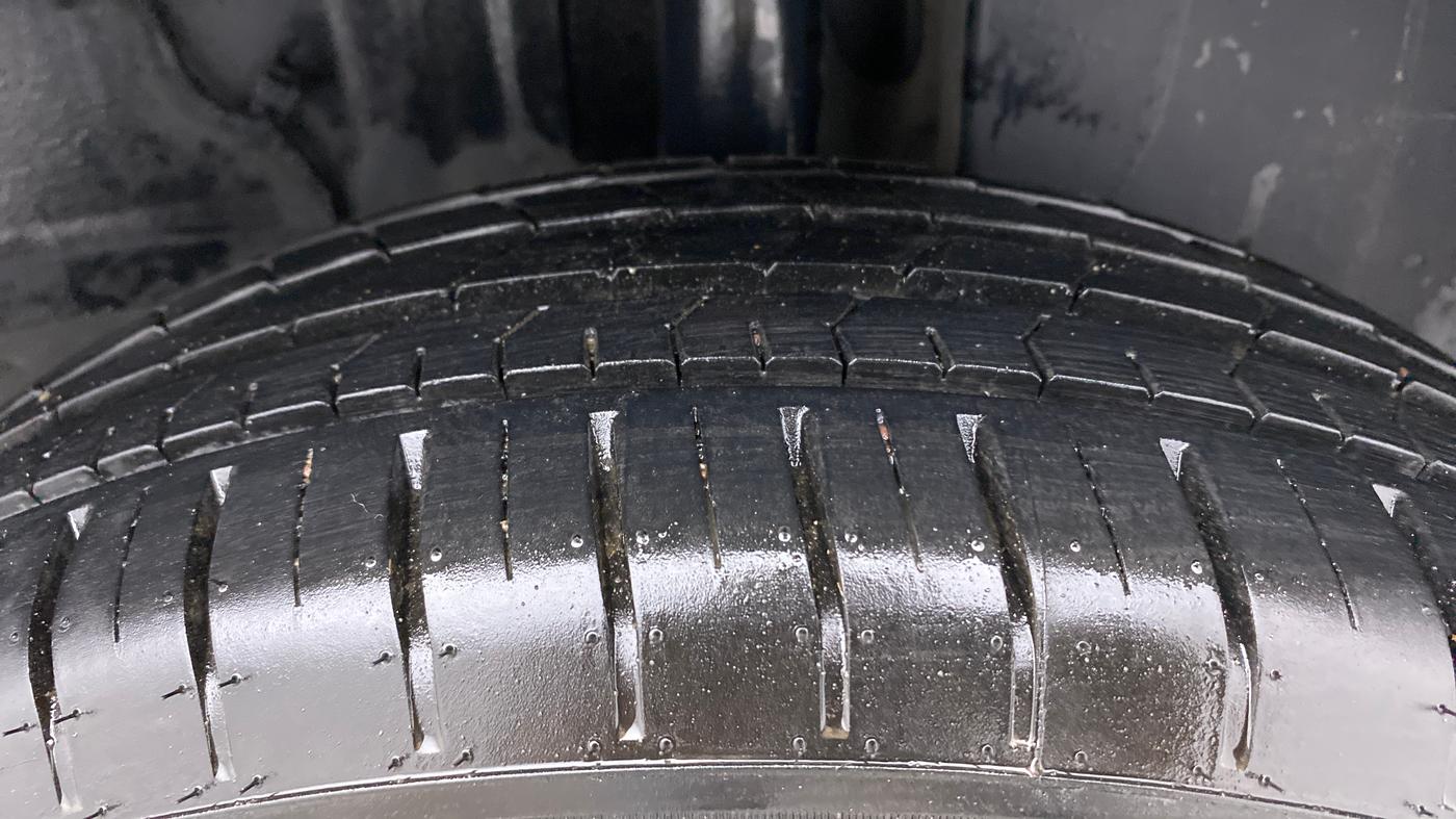 2022 Tata PUNCH ACCOMPLISHED DAZZLE PACK MT, Petrol, Manual, 8,575 km, Left Rear Tyre Tread
