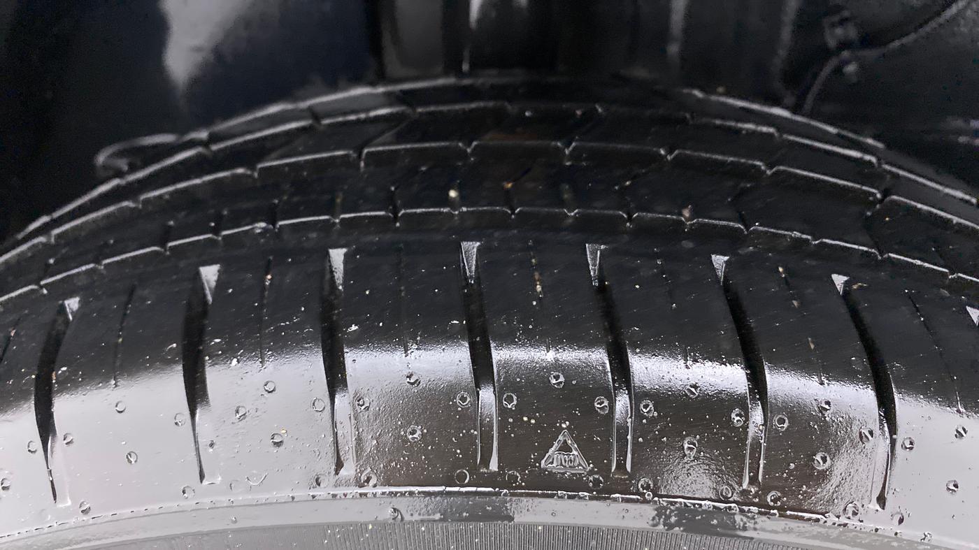 2022 Tata PUNCH ACCOMPLISHED DAZZLE PACK MT, Petrol, Manual, 8,575 km, Right Rear Tyre Tread