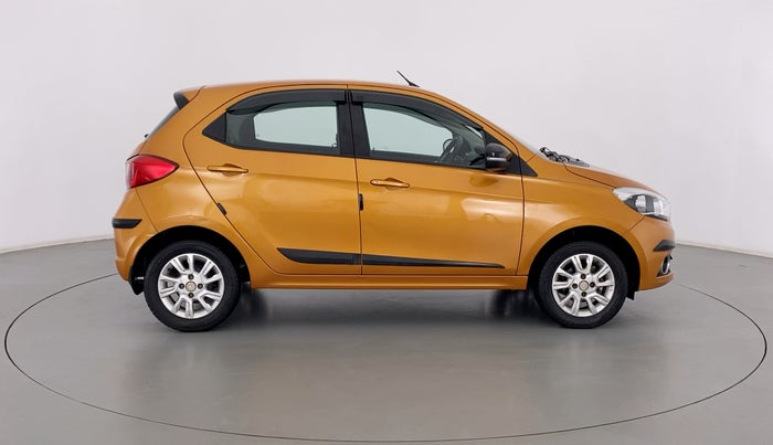 2018 Tata Tiago XZ 1.2 REVOTRON, Petrol, Manual, 31,615 km, Right Side View