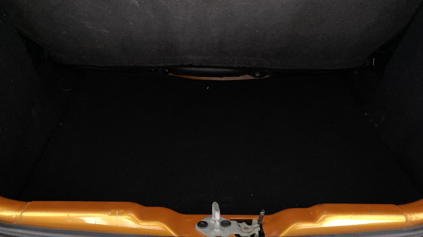 2018 Tata Tiago XZ 1.2 REVOTRON, Petrol, Manual, 31,615 km, Boot Inside