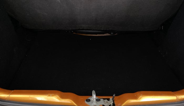 2018 Tata Tiago XZ 1.2 REVOTRON, Petrol, Manual, 31,615 km, Boot Inside