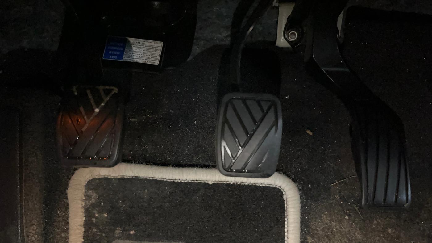 2021 Maruti Vitara Brezza VXI, CNG, Manual, 72,325 km, Pedals
