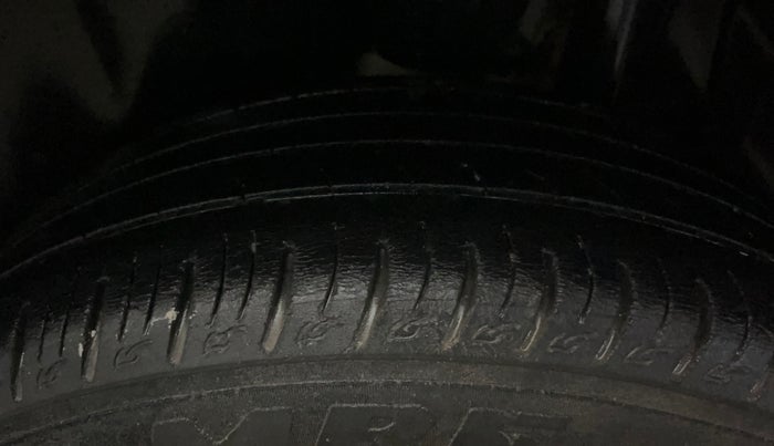 2021 Maruti Vitara Brezza VXI, CNG, Manual, 72,262 km, Left Rear Tyre Tread