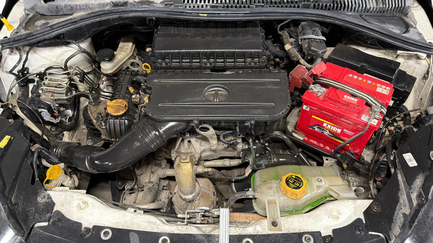 2022 Tata TIGOR XZ PLUS CNG, CNG, Manual, 61,141 km, Engine View
