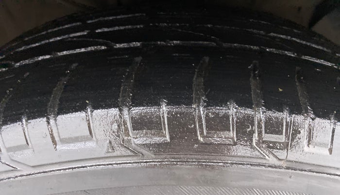 2018 Hyundai Creta 1.6 SX AT CRDI, Diesel, Automatic, 57,209 km, Right Front Tyre Tread