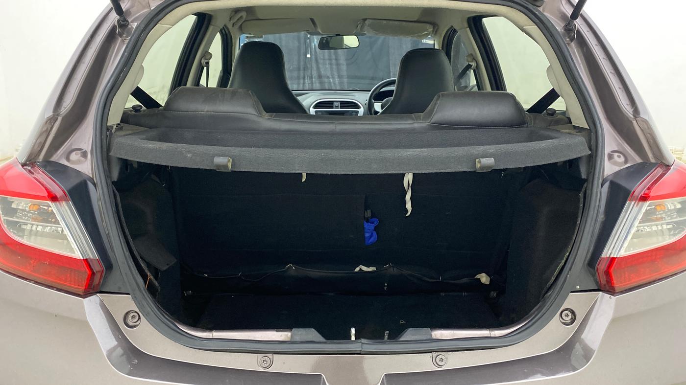 2017 Tata Tiago XT PETROL, Petrol, Manual, 75,258 km, Boot Inside