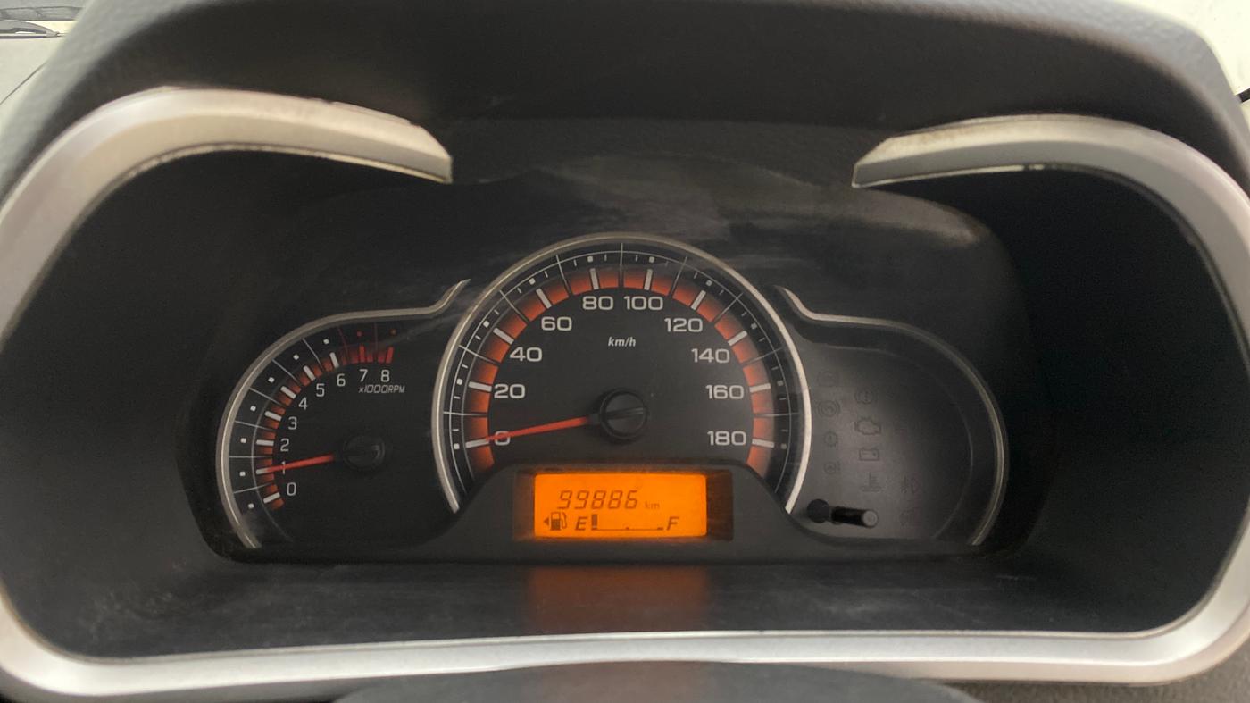 2016 Maruti Alto K10 VXI, Petrol, Manual, 99,877 km, Odometer Image