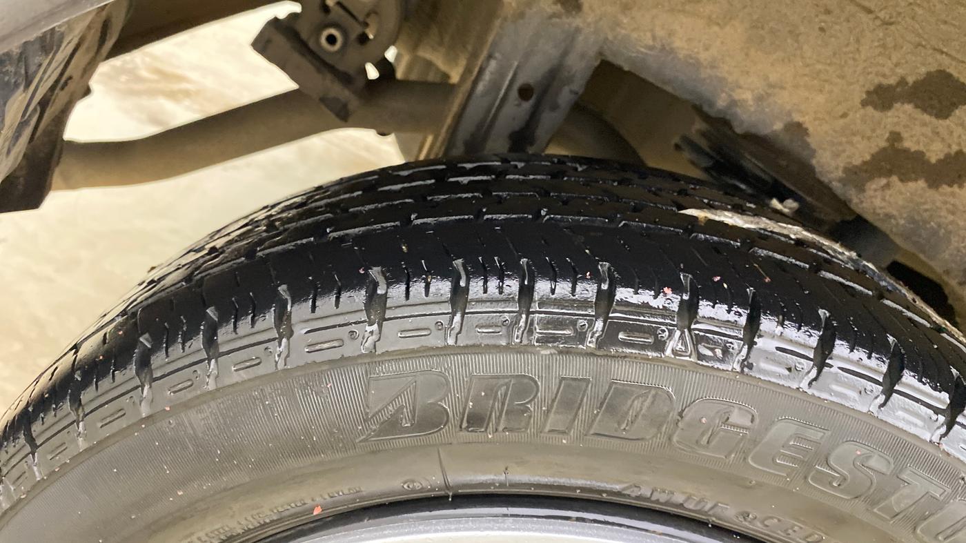 2016 Maruti Alto K10 VXI, Petrol, Manual, 99,877 km, Right Rear Tyre Tread