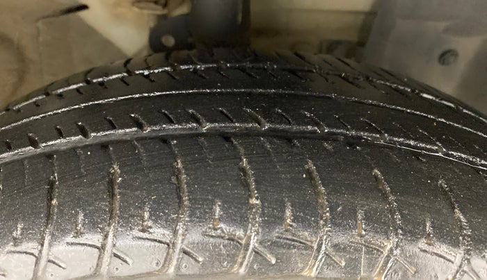 2014 Renault Pulse RX L DIESEL, Diesel, Manual, 72,703 km, Right Front Tyre Tread