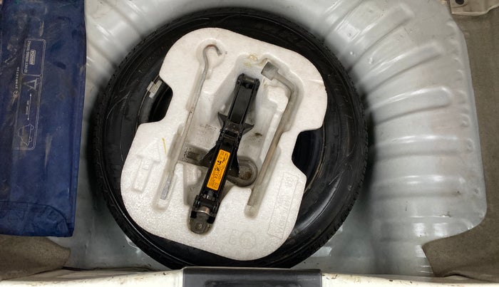 2014 Renault Pulse RX L DIESEL, Diesel, Manual, 72,703 km, Spare Tyre