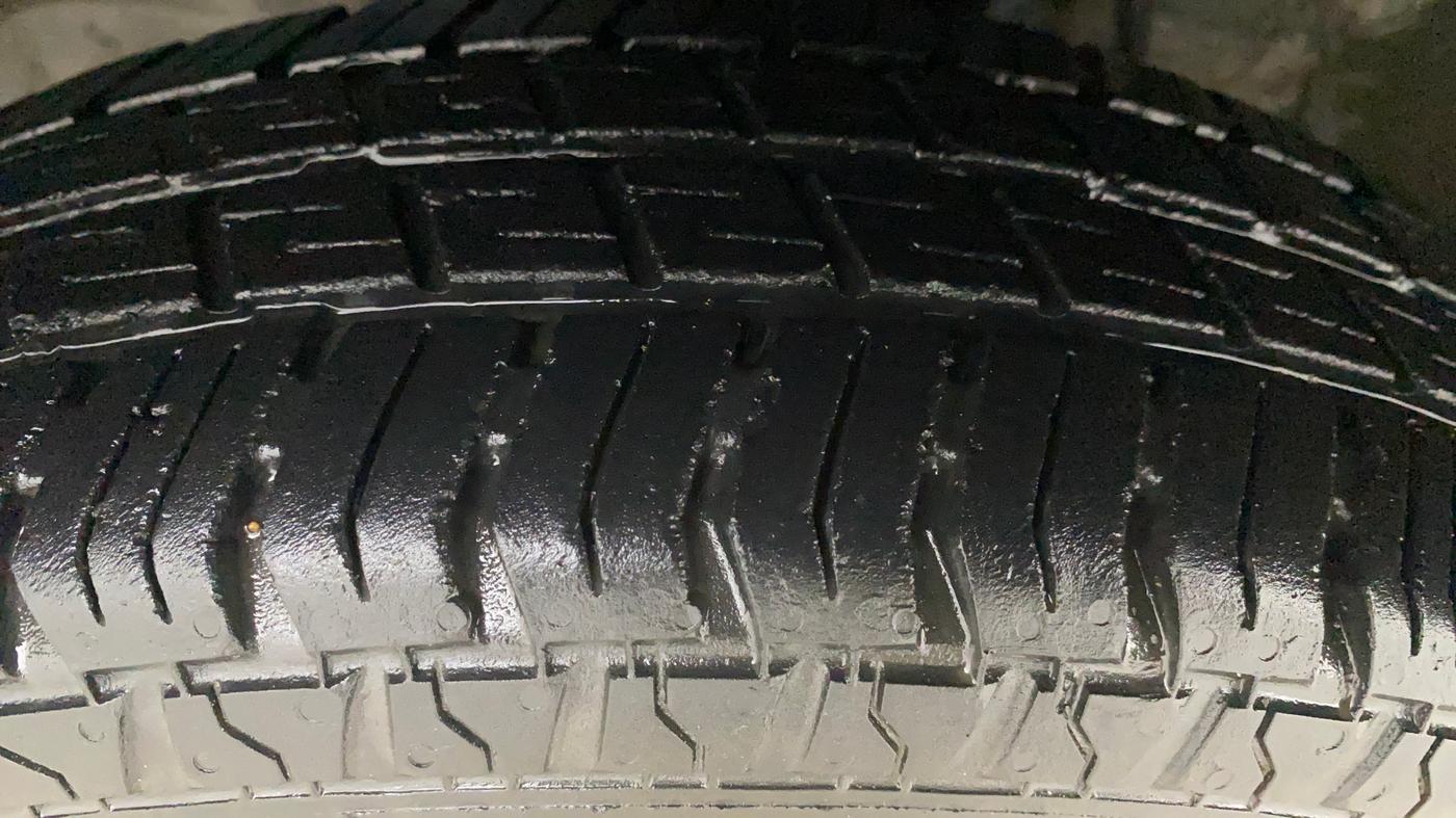 2016 Maruti Alto 800 VXI, Petrol, Manual, 72,804 km, Left Front Tyre Tread