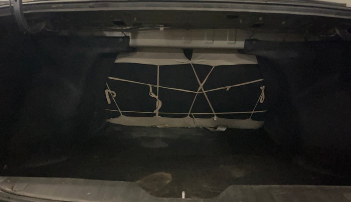 2015 Maruti Ciaz VXI+, Petrol, Manual, 67,224 km, Boot Inside