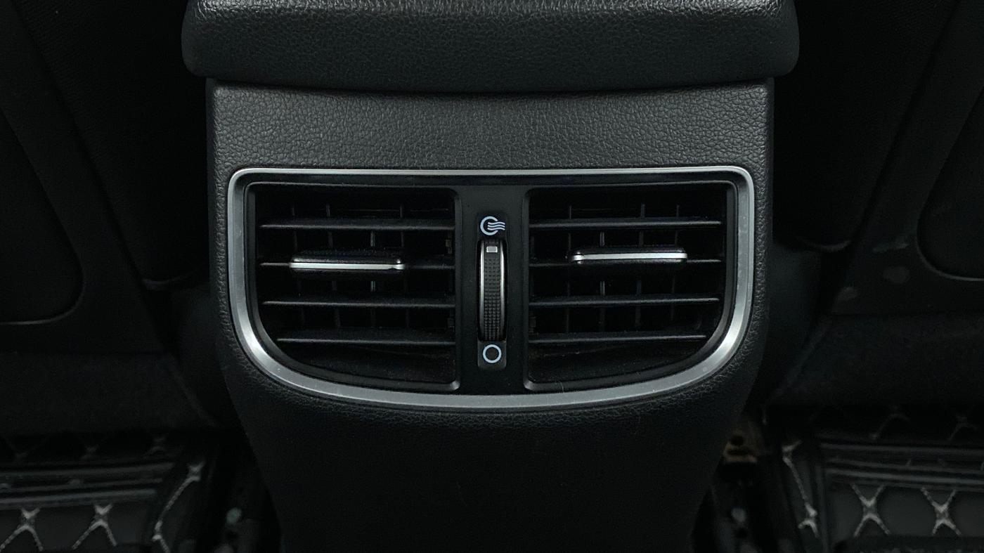 2019 Hyundai New Elantra 2.0 SX AT PETROL, Petrol, Automatic, 37,705 km, Rear AC Vents