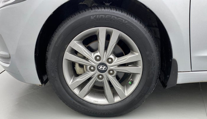 2019 Hyundai New Elantra 2.0 SX AT PETROL, Petrol, Automatic, 37,705 km, Left Front Wheel