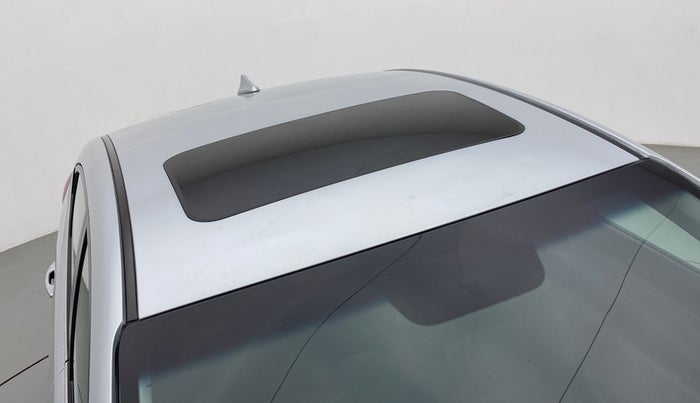 2019 Hyundai New Elantra 2.0 SX AT PETROL, Petrol, Automatic, 37,705 km, Roof