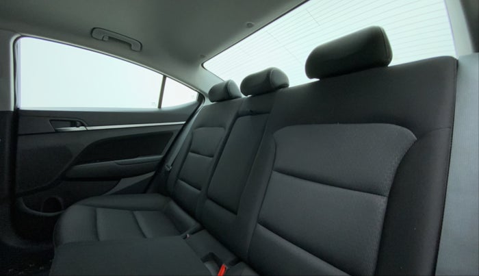 2019 Hyundai New Elantra 2.0 SX AT PETROL, Petrol, Automatic, 37,705 km, Right Side Rear Door Cabin