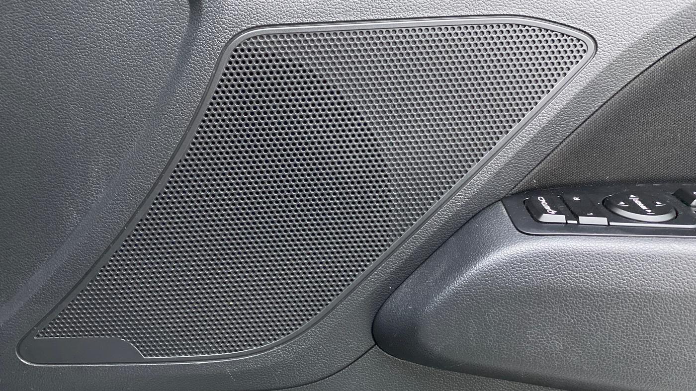 2019 Hyundai New Elantra 2.0 SX AT PETROL, Petrol, Automatic, 37,705 km, Speaker