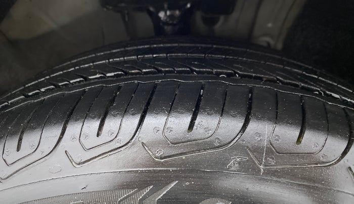 2019 Hyundai New Elantra 2.0 SX AT PETROL, Petrol, Automatic, 37,705 km, Right Front Tyre Tread
