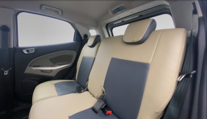 2016 Ford Ecosport 1.5 TREND+ TDCI, Diesel, Manual, 32,148 km, Right Side Door Cabin View