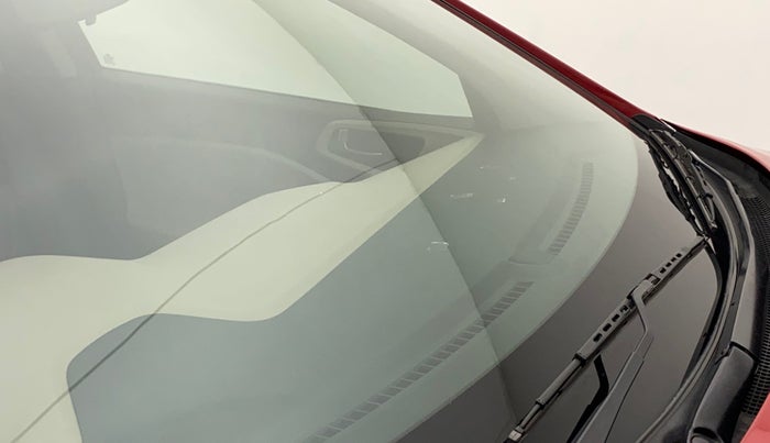 2017 Hyundai Elite i20 ASTA 1.2, Petrol, Manual, 48,232 km, Front windshield - Minor spot on windshield