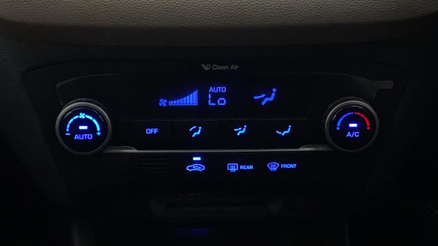 2017 Hyundai Elite i20 ASTA 1.2, Petrol, Manual, 48,232 km, Automatic Climate Control