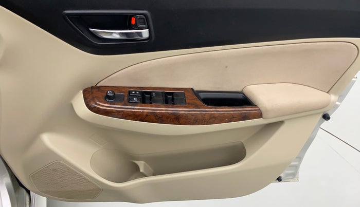 2017 Maruti Dzire VXI AMT, Petrol, Automatic, 35,401 km, Driver Side Door Panels Control