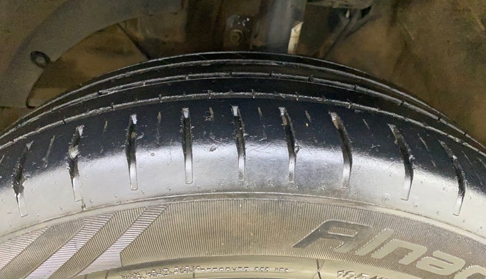 2023 Maruti Baleno ZETA PETROL 1.2, Petrol, Manual, 40,186 km, Left Front Tyre Tread