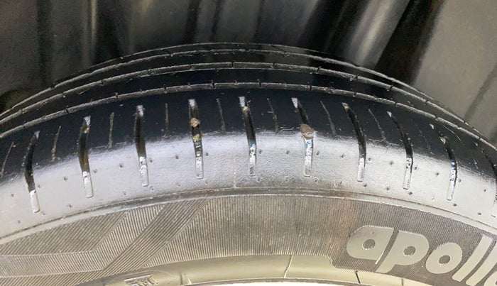 2023 Maruti Baleno ZETA PETROL 1.2, Petrol, Manual, 40,186 km, Left Rear Tyre Tread