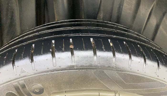 2023 Maruti Baleno ZETA PETROL 1.2, Petrol, Manual, 40,186 km, Right Rear Tyre Tread