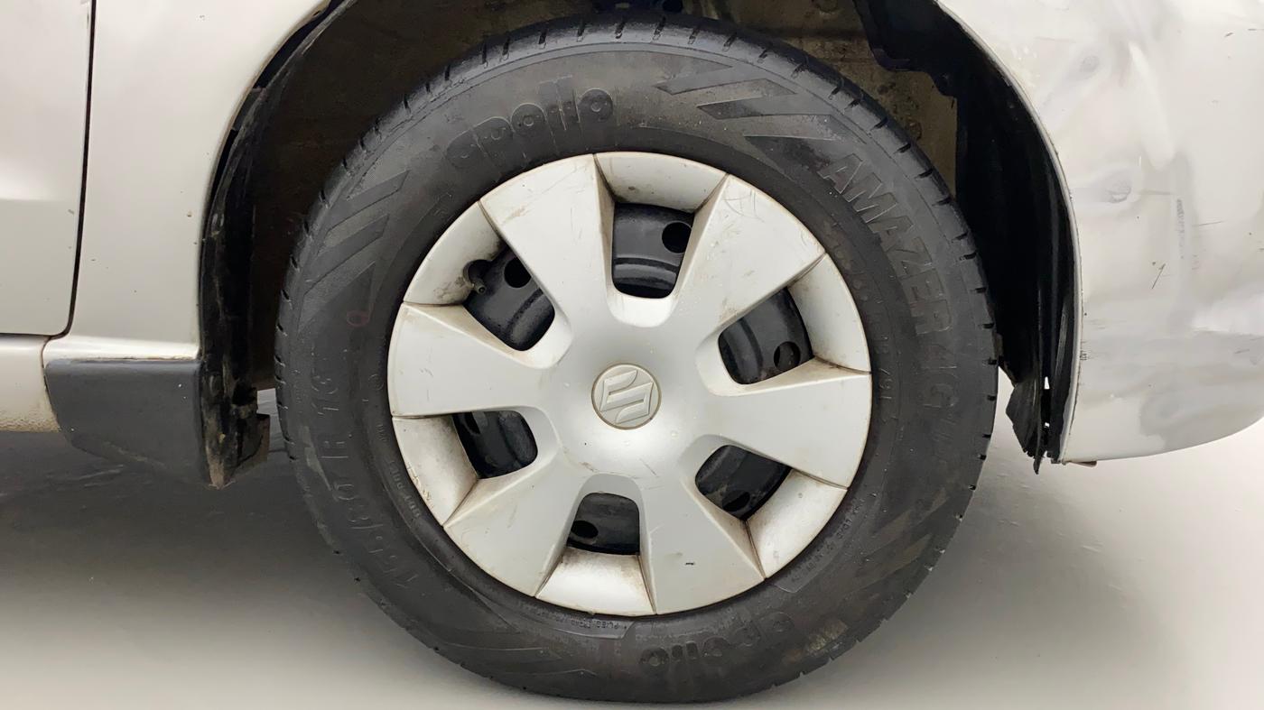 2011 Maruti A Star VXI, Petrol, Manual, 79,392 km, Right Front Wheel