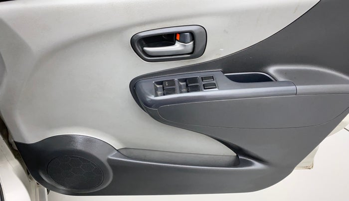 2011 Maruti A Star VXI, Petrol, Manual, 79,392 km, Driver Side Door Panels Control