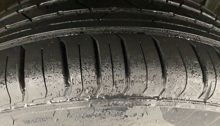 2021 Toyota URBAN CRUISER PREMIUM GRADE AT, Petrol, Automatic, 81,443 km, Left Rear Tyre Tread