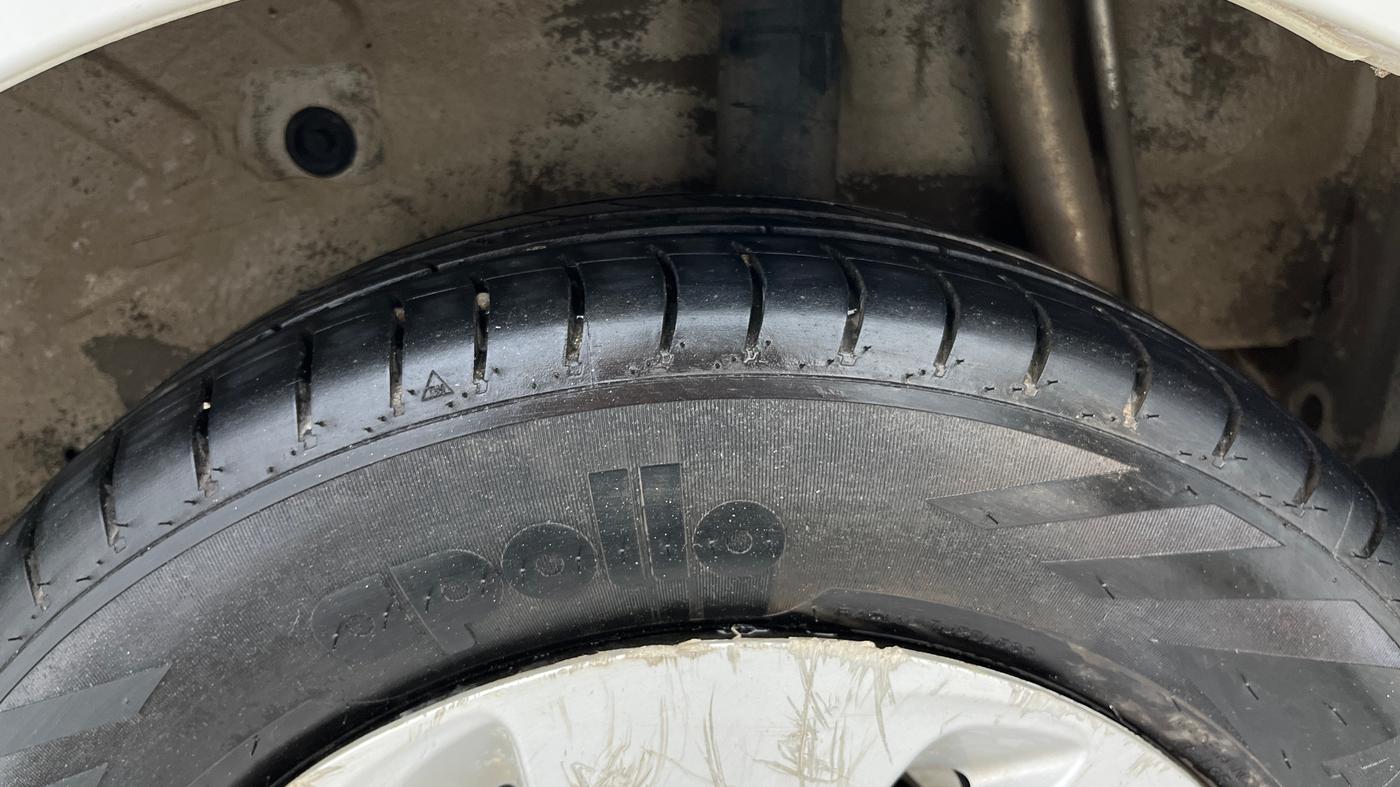 2016 Maruti Celerio ZDI, Diesel, Manual, 59,828 km, Left Rear Tyre Tread