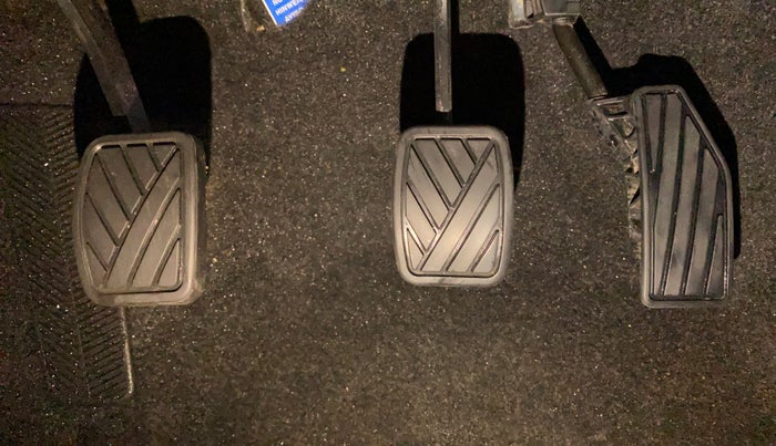 2019 Maruti Baleno DELTA PETROL 1.2, Petrol, Manual, 66,791 km, Pedals