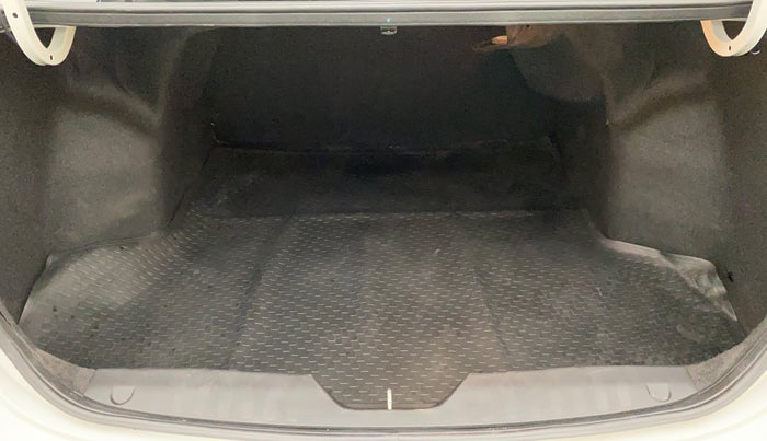2018 Maruti Ciaz ALPHA 1.4 PETROL, Petrol, Manual, 45,811 km, Boot Inside