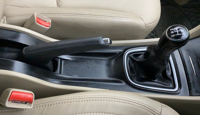 2018 Maruti Ciaz ALPHA 1.4 PETROL, Petrol, Manual, 45,811 km, Gear Lever