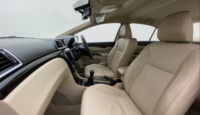 2018 Maruti Ciaz ALPHA 1.4 PETROL, Petrol, Manual, 45,811 km, Right Side Front Door Cabin