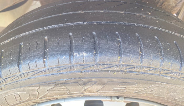 2017 Hyundai Eon ERA +, Petrol, Manual, 78,412 km, Left Rear Tyre Tread