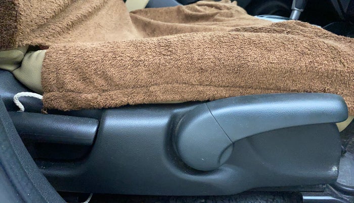 2020 Honda Jazz 1.2L I-VTEC VX CVT, Petrol, Automatic, 52,685 km, Driver Side Adjustment Panel