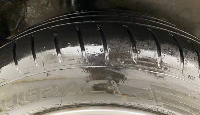 2020 Honda Jazz 1.2L I-VTEC VX CVT, Petrol, Automatic, 52,685 km, Right Rear Tyre Tread