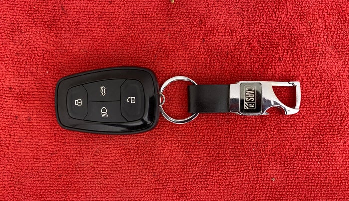 2022 Tata TIAGO NRG XZ AMT, Petrol, Automatic, 7,630 km, Key Close Up