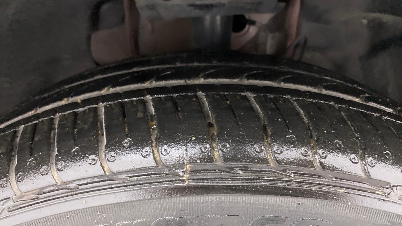 2022 Tata TIAGO NRG XZ AMT, Petrol, Automatic, 7,630 km, Right Front Tyre Tread