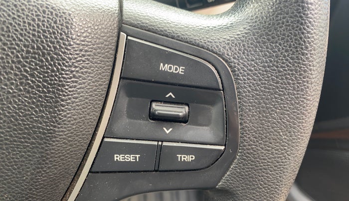 2018 Hyundai Elite i20 ASTA 1.2  CVT, Petrol, Automatic, 32,704 km, Adaptive Cruise Control