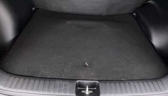 2021 Hyundai Creta E, Diesel, Manual, 12,698 km, Boot Inside