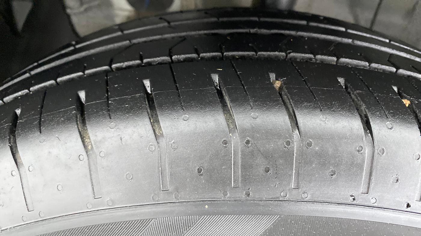 2021 Hyundai Creta E, Diesel, Manual, 12,698 km, Left Front Tyre Tread