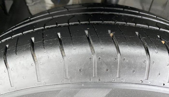 2021 Hyundai Creta E, Diesel, Manual, 12,698 km, Left Front Tyre Tread