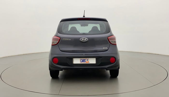 2017 Hyundai Grand i10 MAGNA AT 1.2 KAPPA VTVT, Petrol, Automatic, 57,438 km, Back/Rear